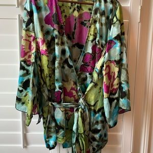 Lane Bryant floral satin robe/ blouse size 26/28